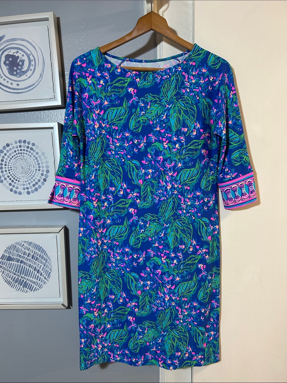 Lilly Pulitzer Braedyn
UPF50+ Dress Eclipse Blue Serenade In The Shade Size XS